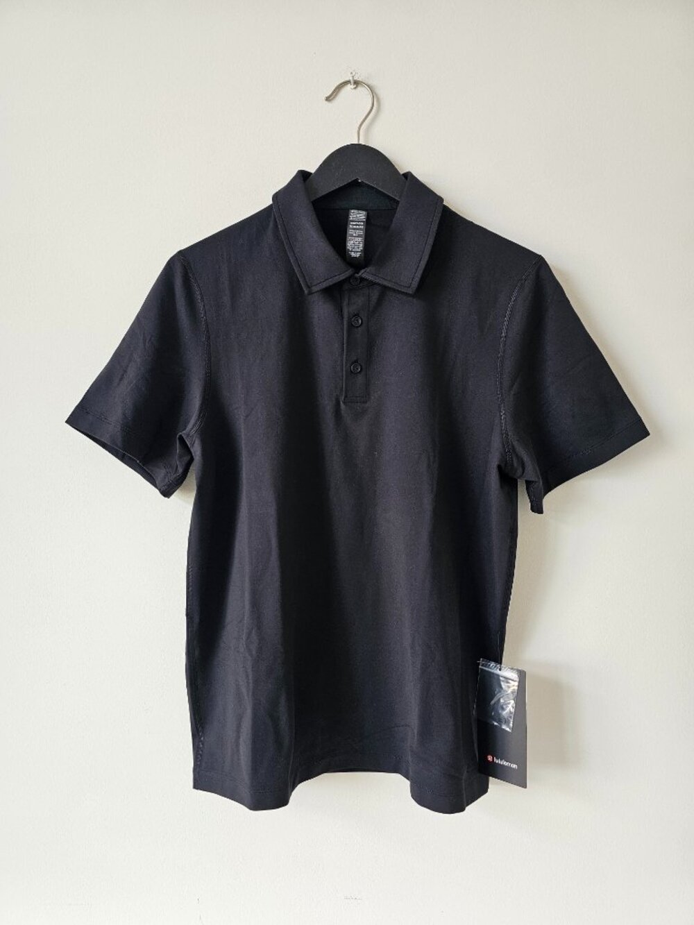 NWT LULULEMON BLK Black Soft Jersey Short Sleeve Polo Shirt Top Medium